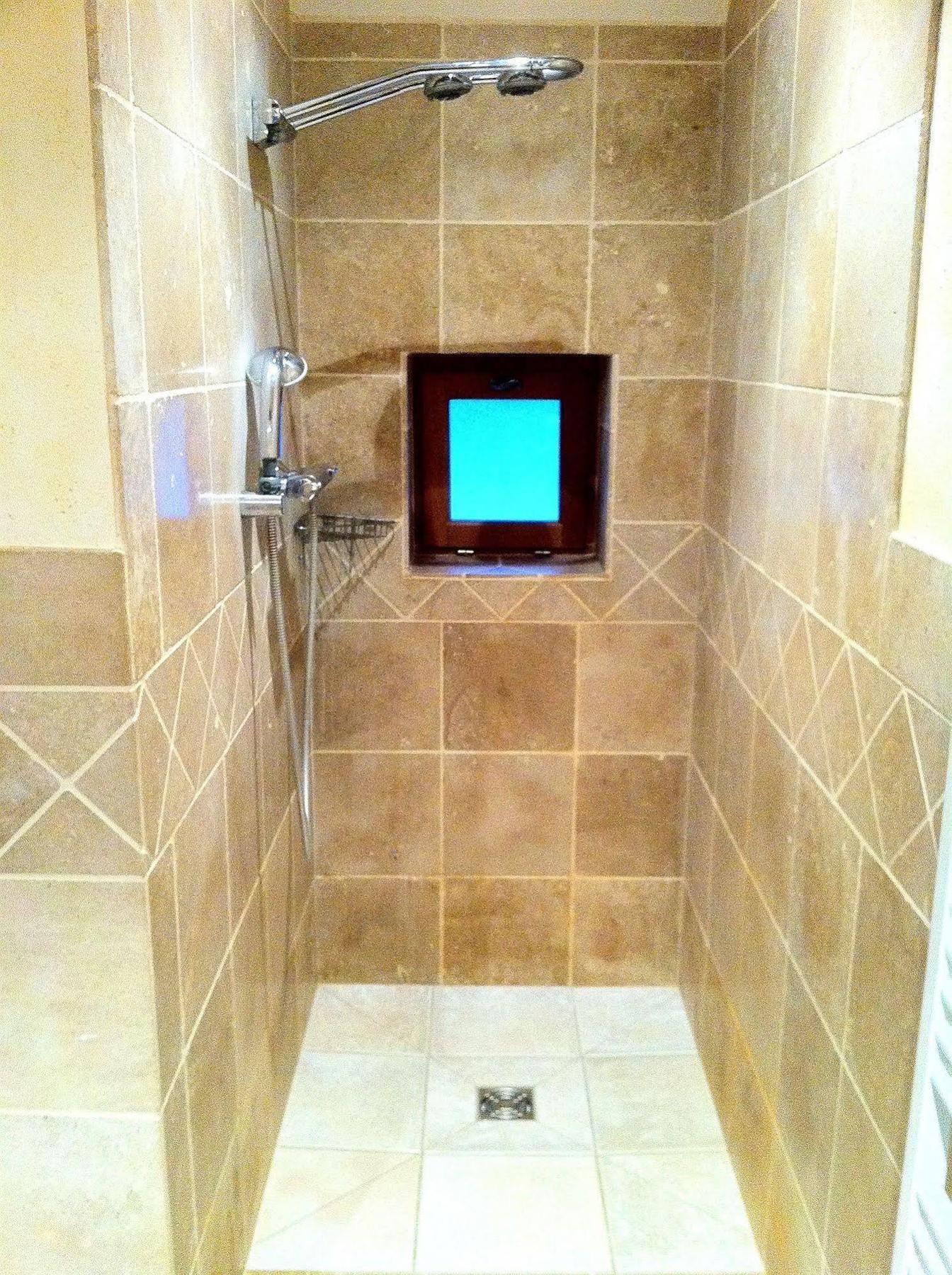 Hotel Chateau De Challanges 4*