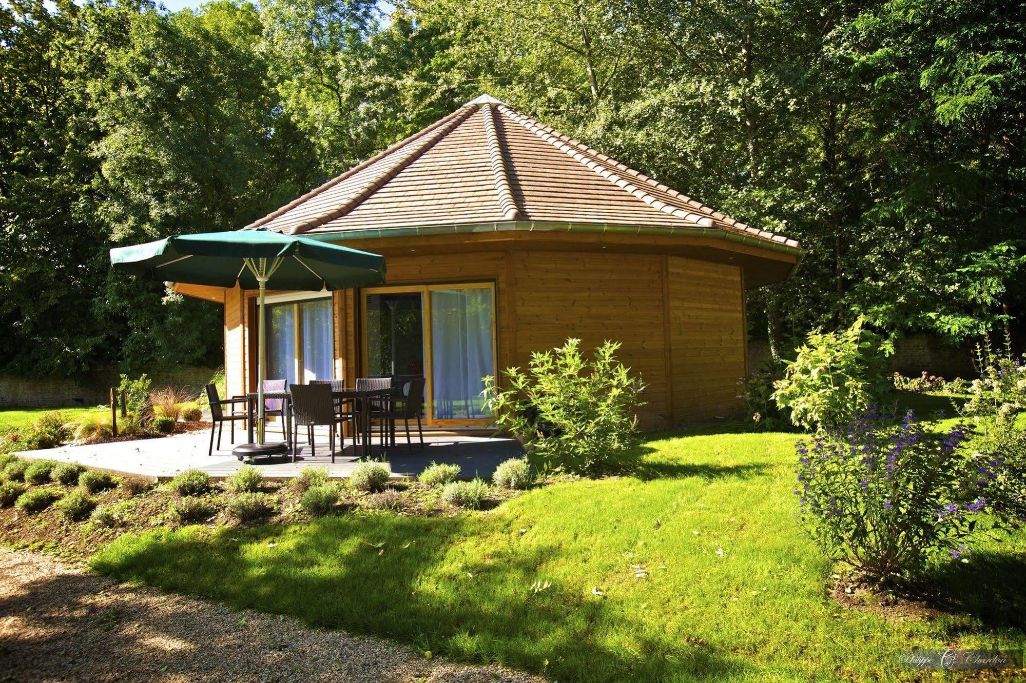 Chateau De Challanges Hotel
